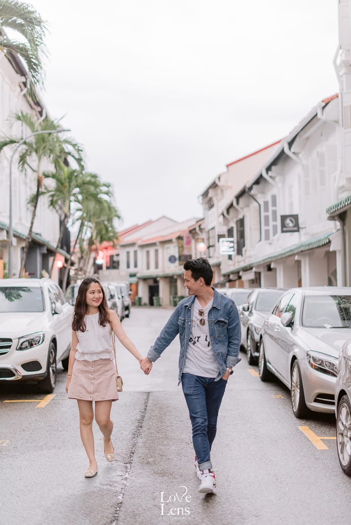 couple street photography singapore