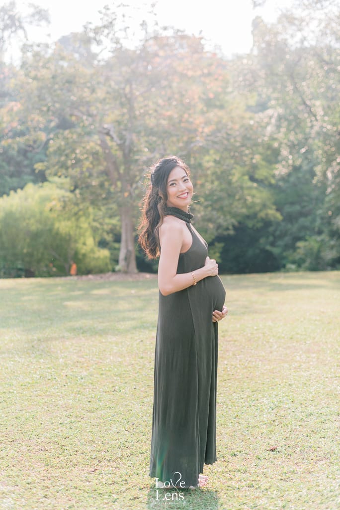 maternity photographer singapore
